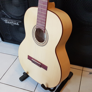 Hopf Hellweg CS-30 Klasszikus Gitár Hopf Hellweg CS-30 Klasszikus Gitár
