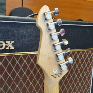 Peavey Raptor Plus Elektromos Gitár Peavey Raptor Plus Elektromos Gitár
