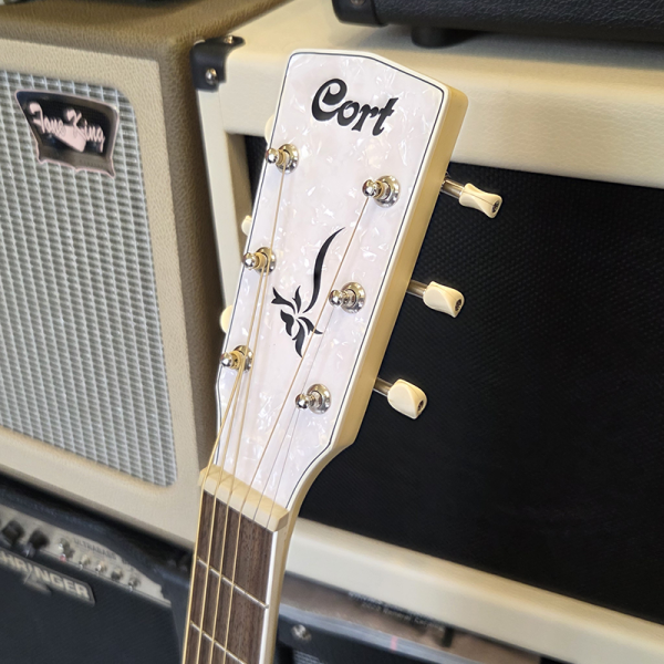 Cort JADE-Classic-PYOP akusztikus Lady-gitár elektronikával, puhatokkal, pasztell sárga